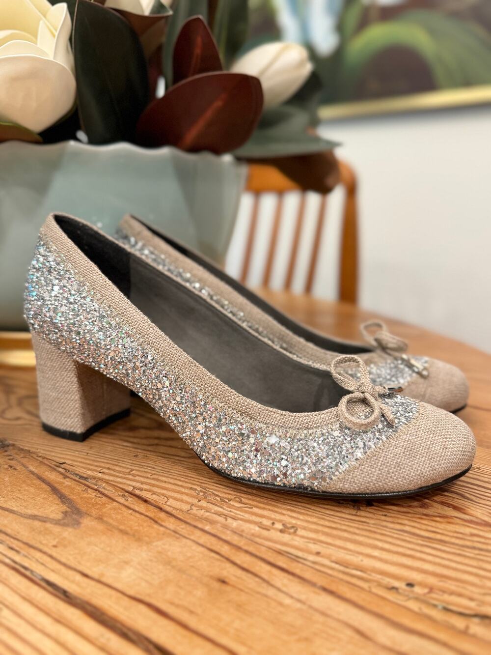 Stuart Weitzman Glitter Block Heel Pumps Bow Round Toe Champagne Silver 8